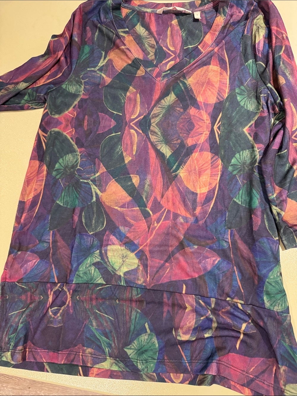 Soft Surroundings Purple Multicolor V-Neck 3/4 Sleeve Top